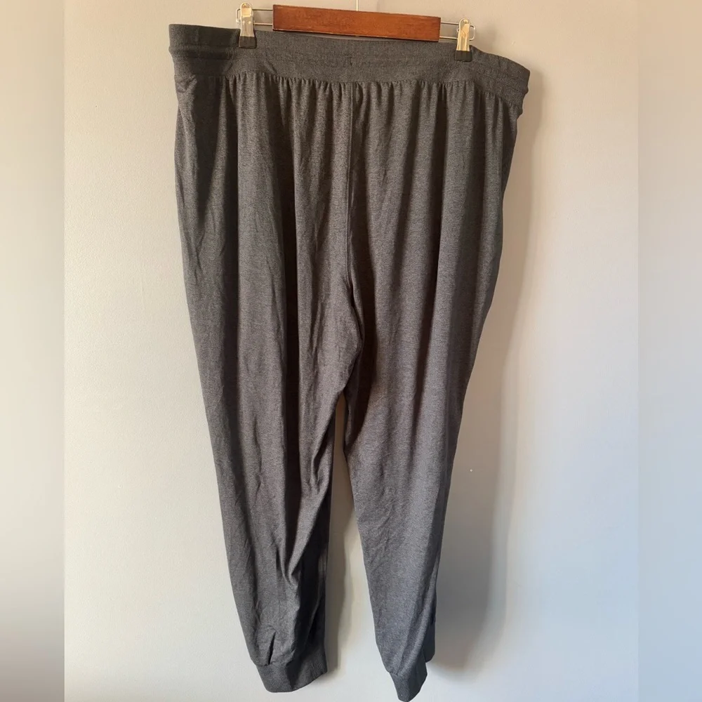 Athleta Uptempo Jogger - Picture 8 of 11